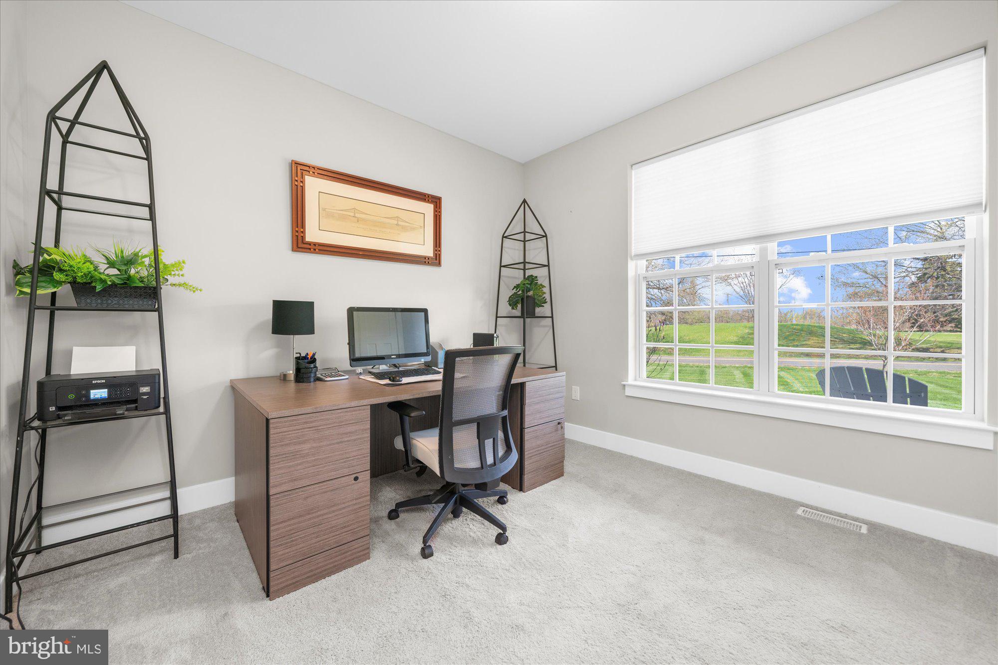 1009 E CREAMERY ROAD