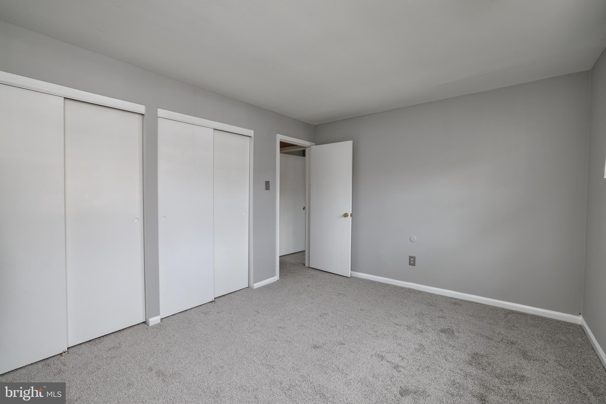 12 STONEGATE VILLAGE