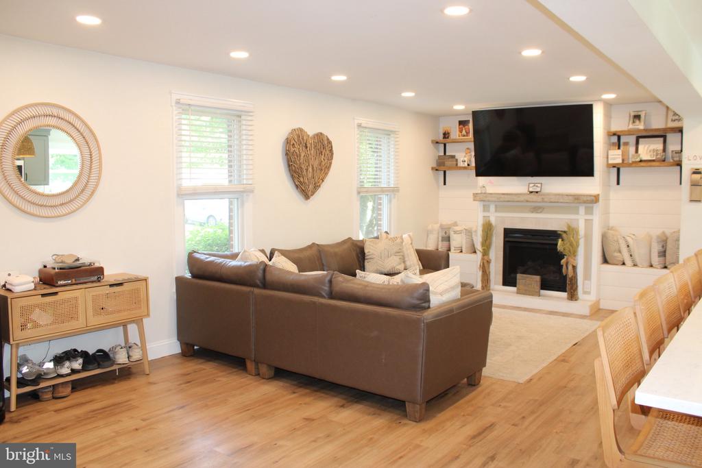 147 MEADOW LANE
