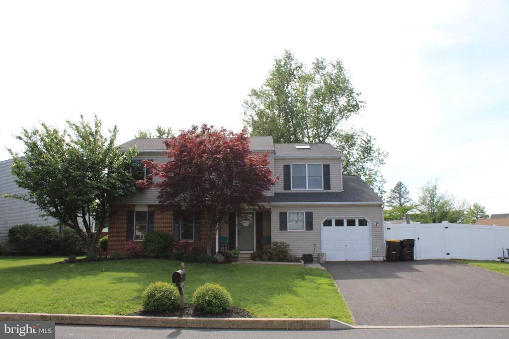 147 MEADOW LANE