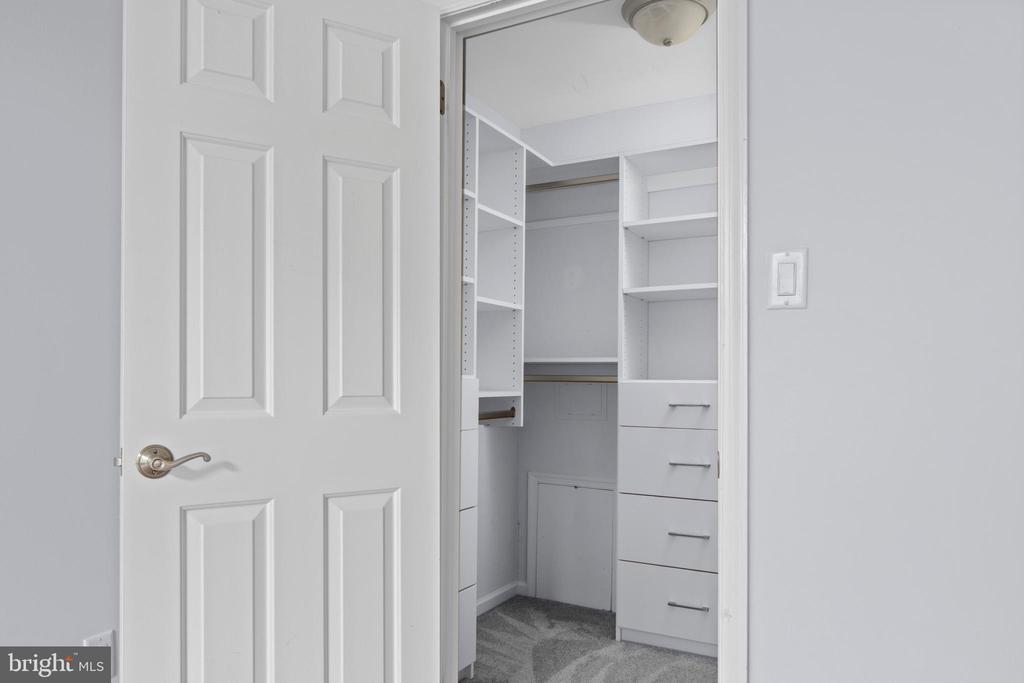 212 RUMFORD COURT
