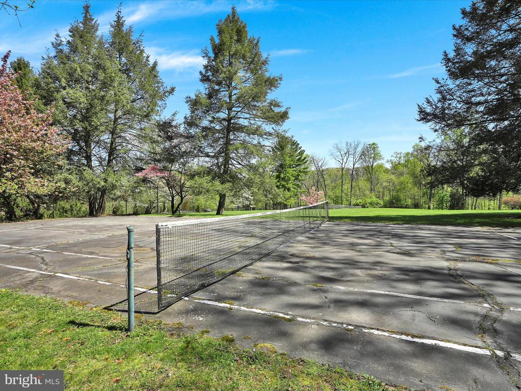 401 EBELHARE ROAD