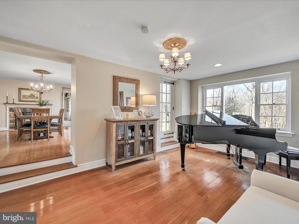 401 EBELHARE ROAD