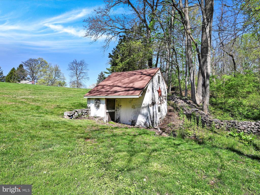 401 EBELHARE ROAD