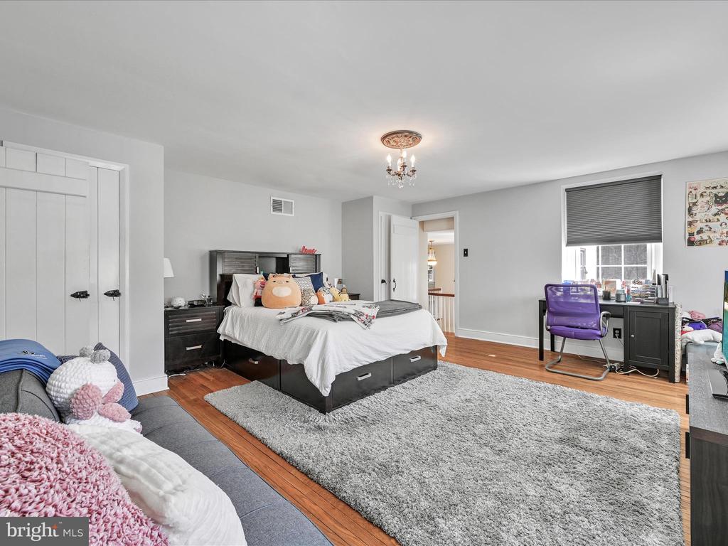 401 EBELHARE ROAD