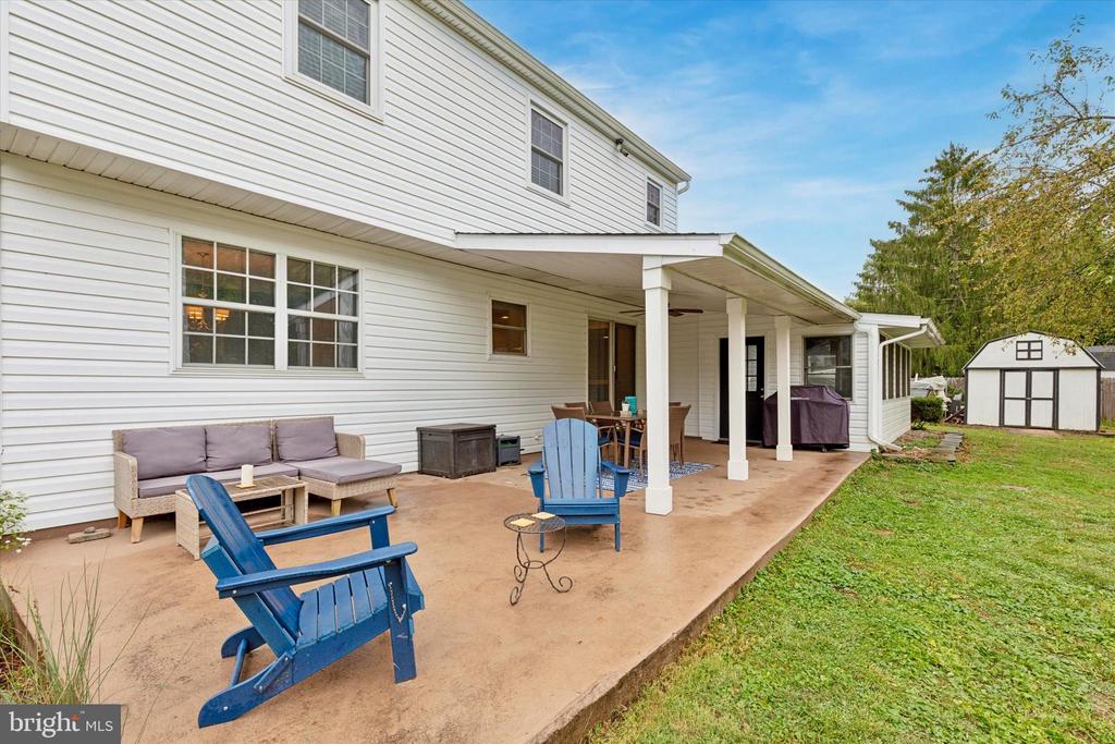 30 FERRY LANE
