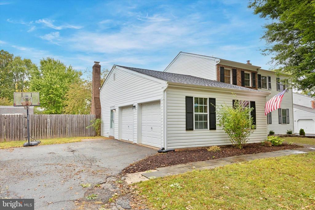 30 FERRY LANE