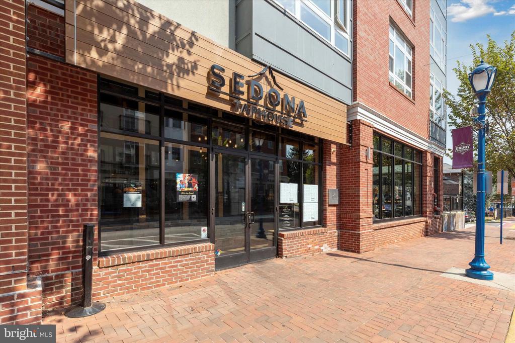 30 FERRY LANE