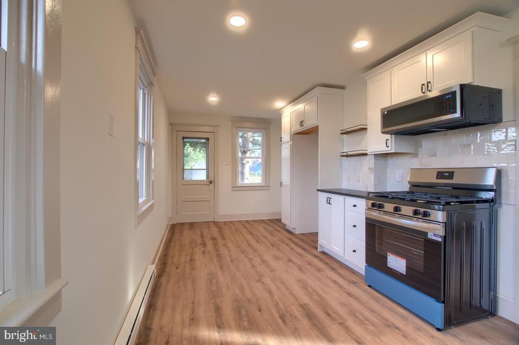 614 KLINE AVENUE