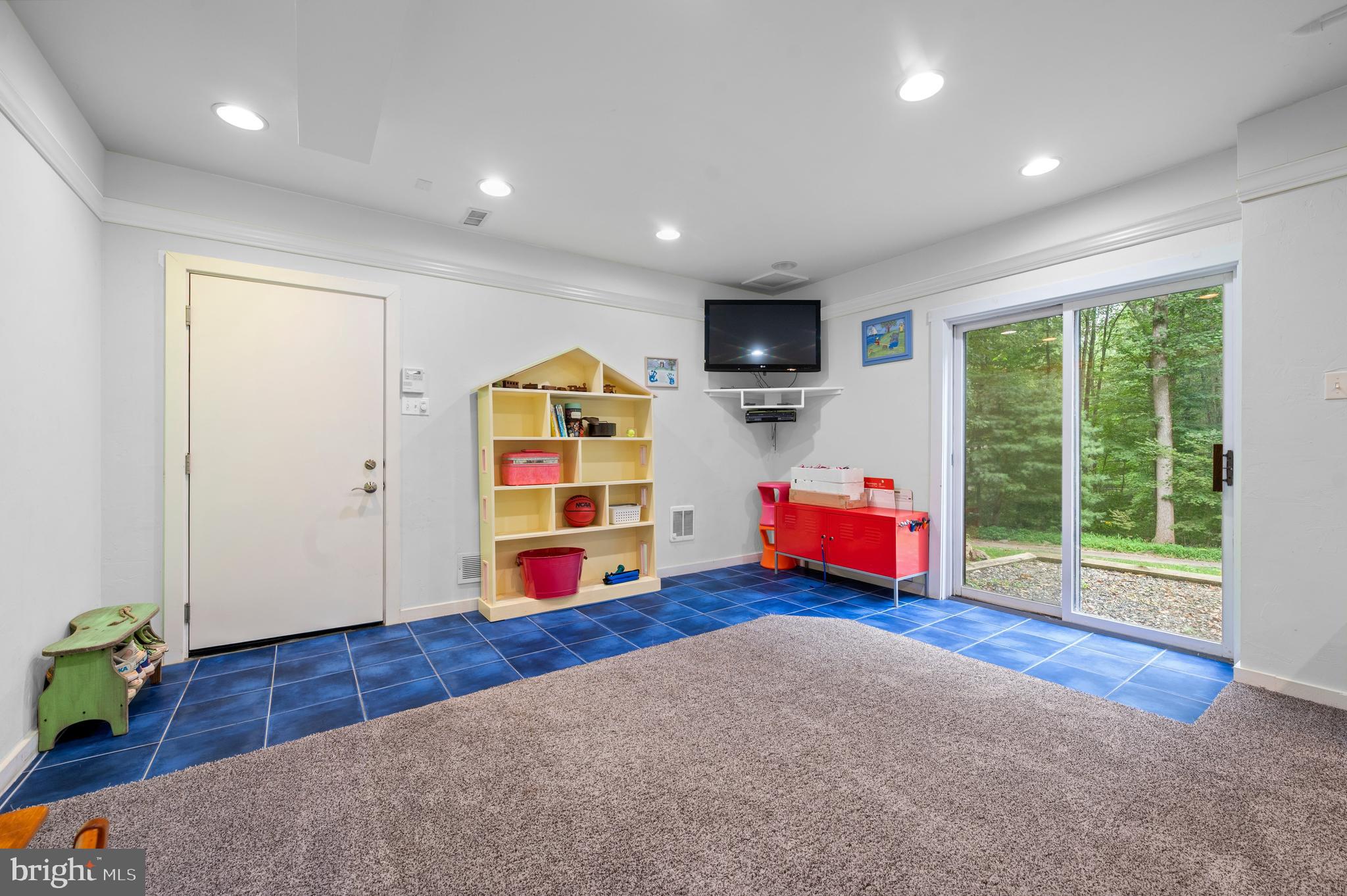 41 LYONS RUN ROAD
