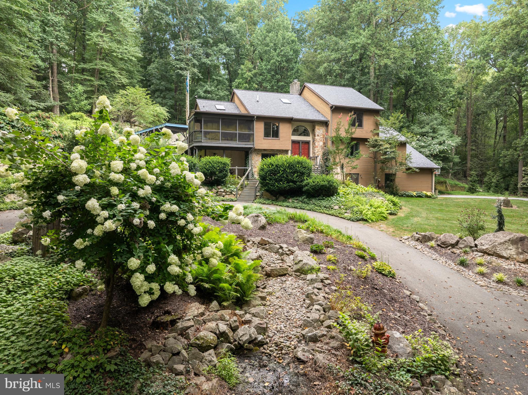 41 LYONS RUN ROAD