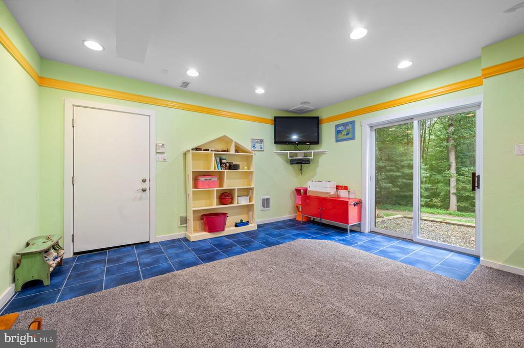 41 LYONS RUN ROAD