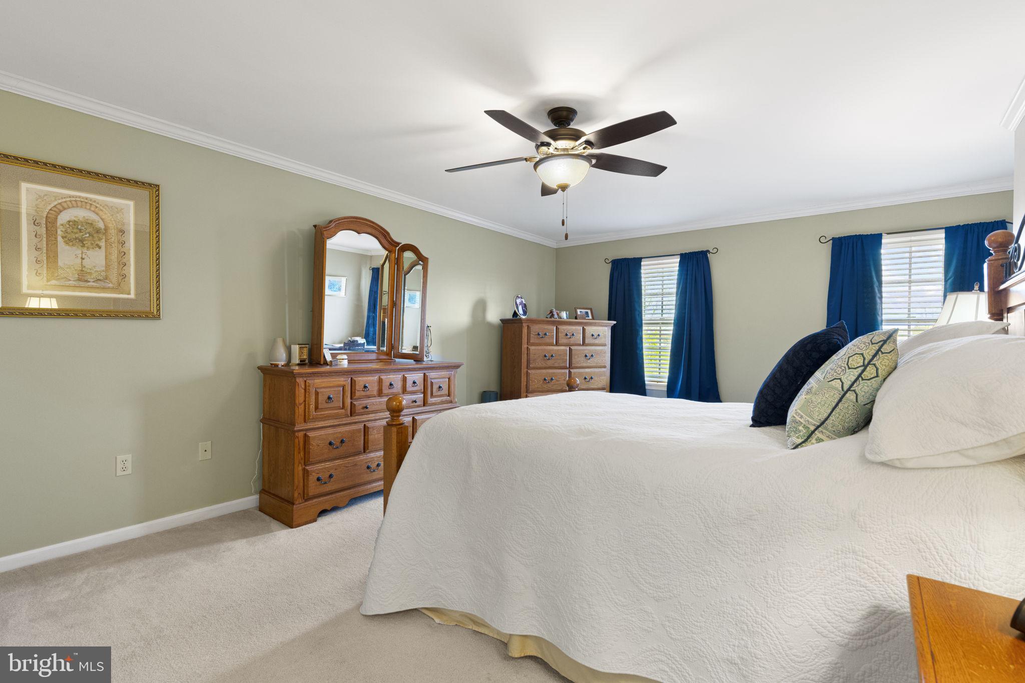 1900 LAUREL GLEN DRIVE