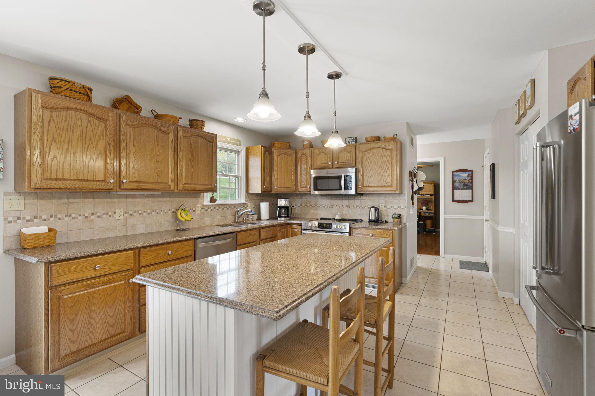 1900 LAUREL GLEN DRIVE