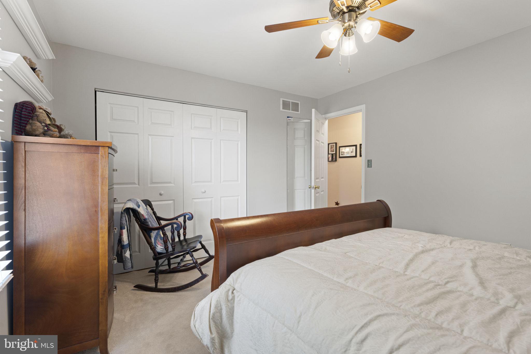 1900 LAUREL GLEN DRIVE