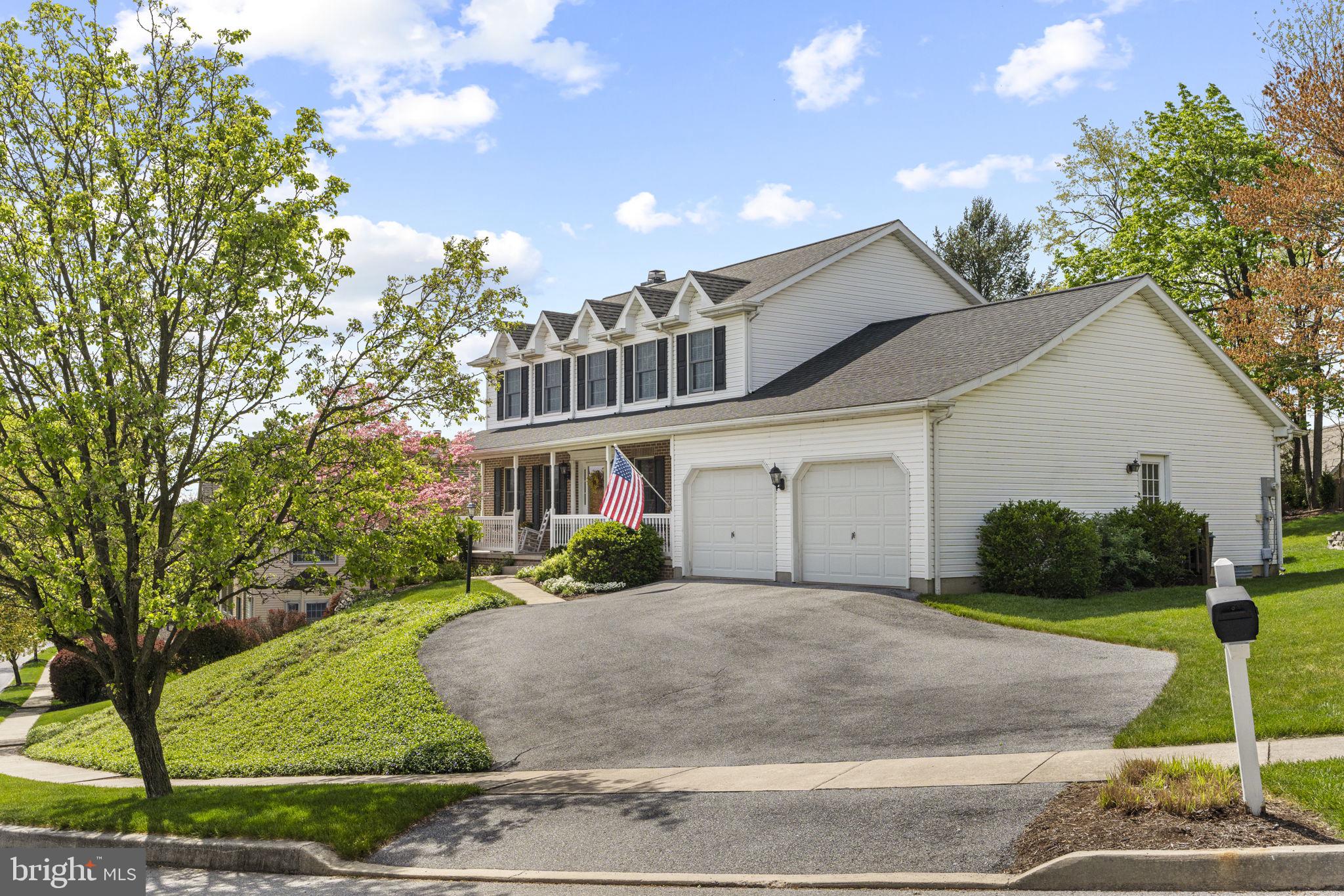 1900 LAUREL GLEN DRIVE