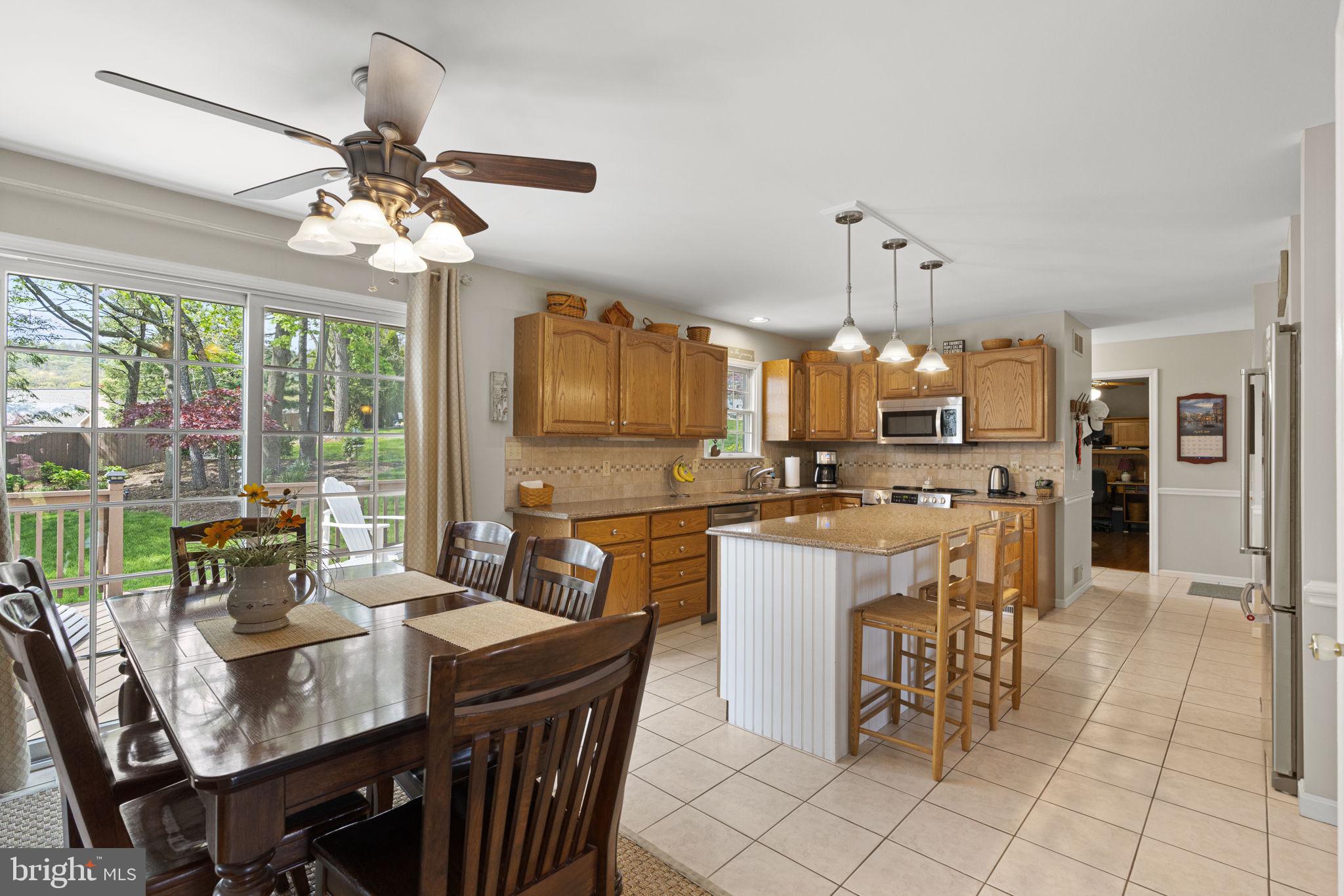 1900 LAUREL GLEN DRIVE