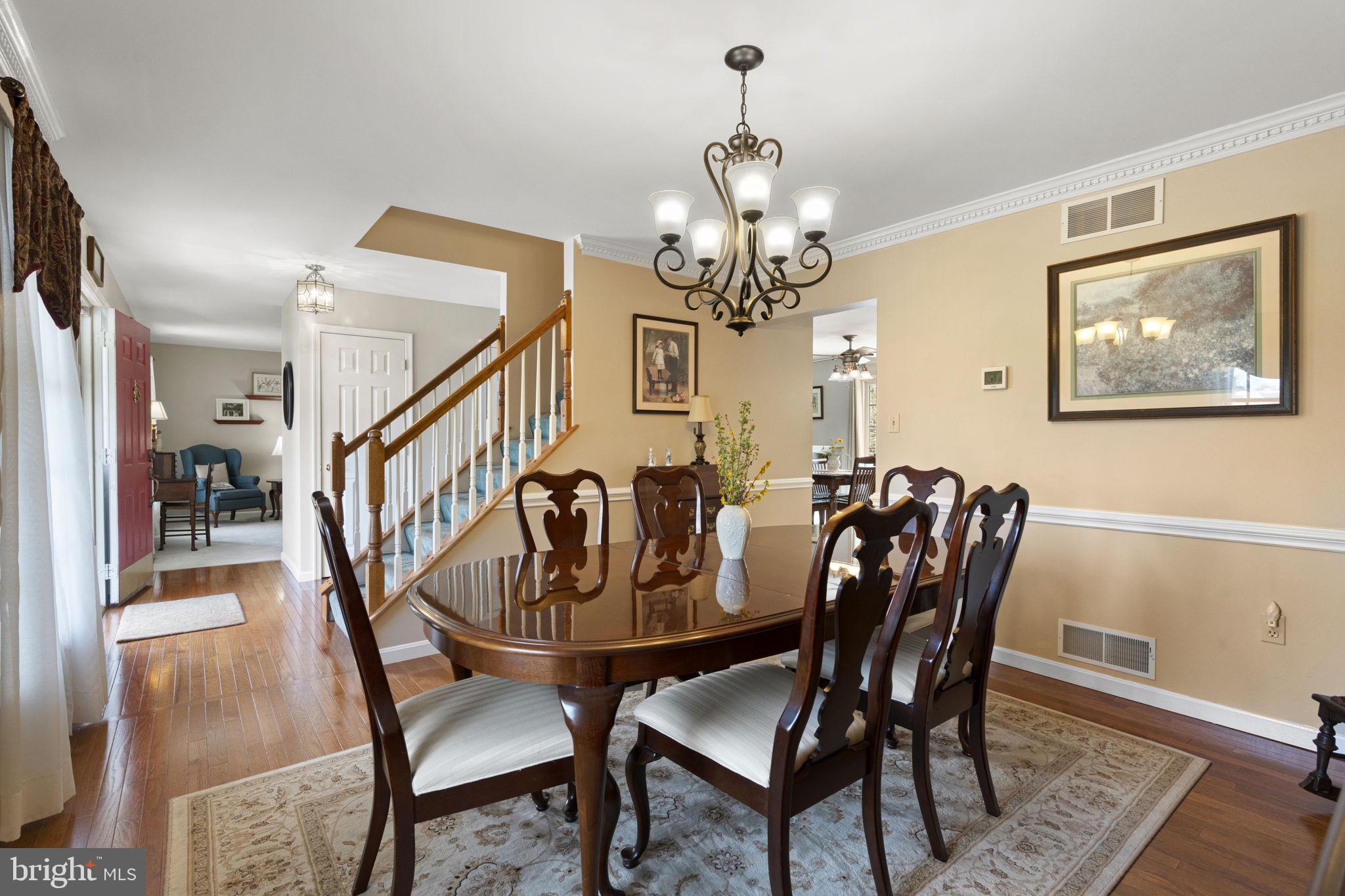 1900 LAUREL GLEN DRIVE