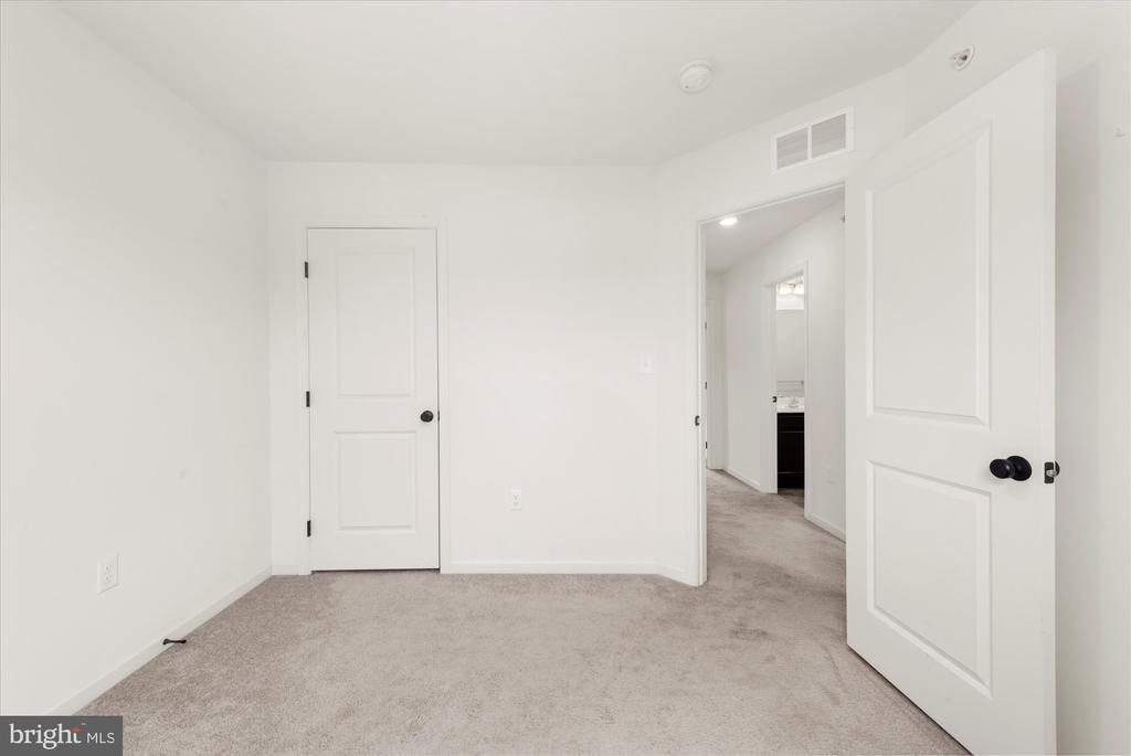 138 CARLEIGH LANE