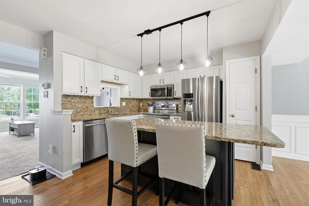 4546 JASMINE DRIVE
