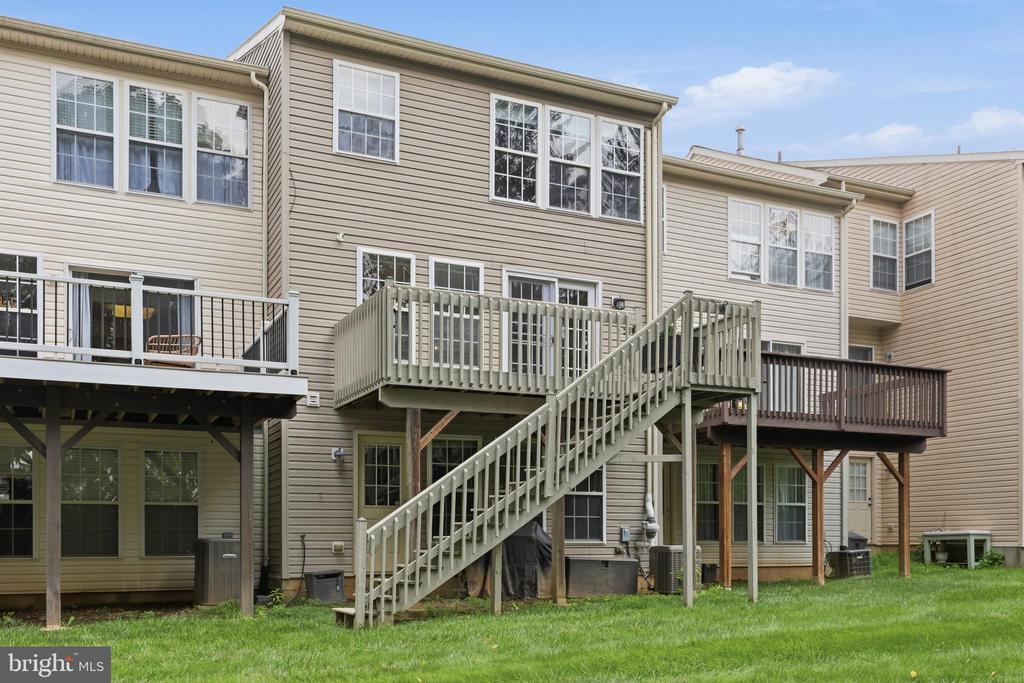 4546 JASMINE DRIVE