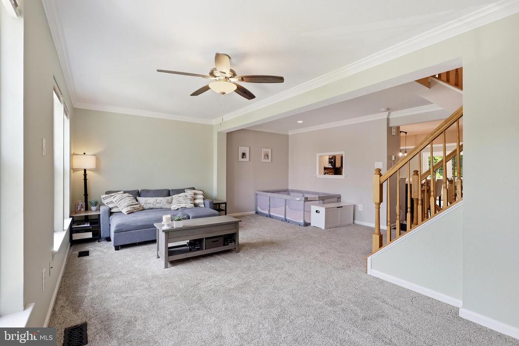 4546 JASMINE DRIVE