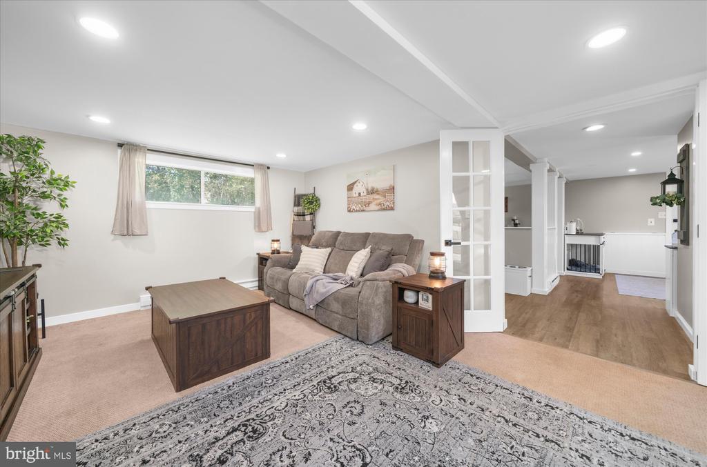 5257 LANARK