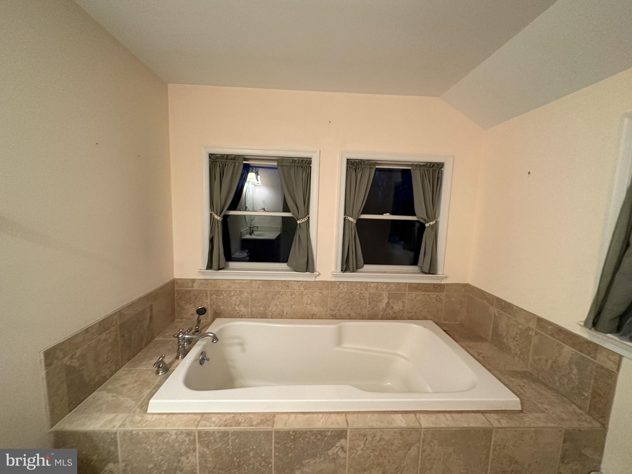 565 HILDEBRANDT ROAD