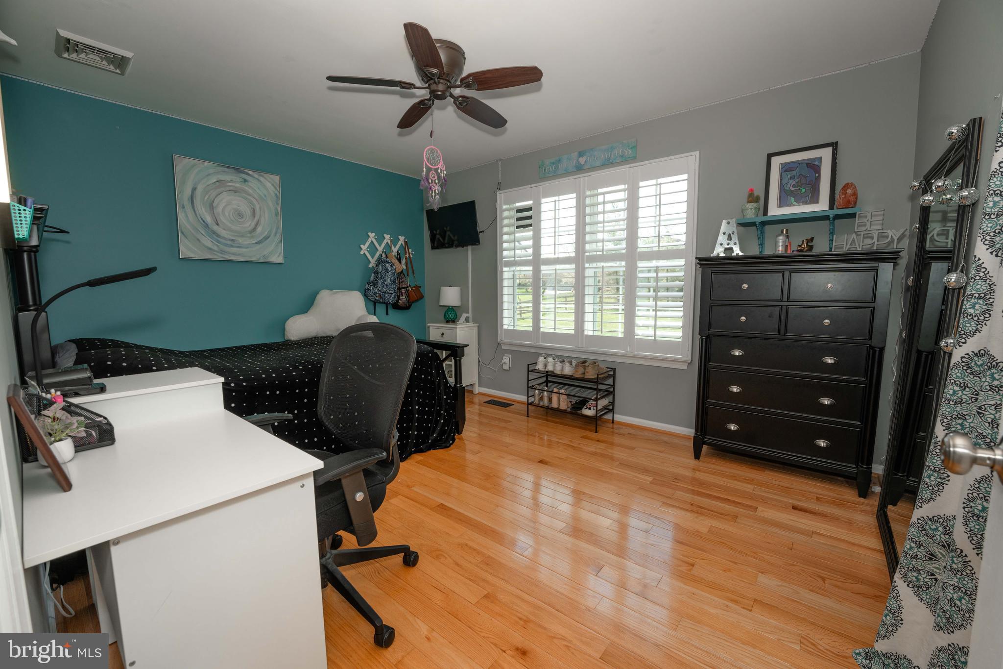 104 MEADOWGREEN DRIVE