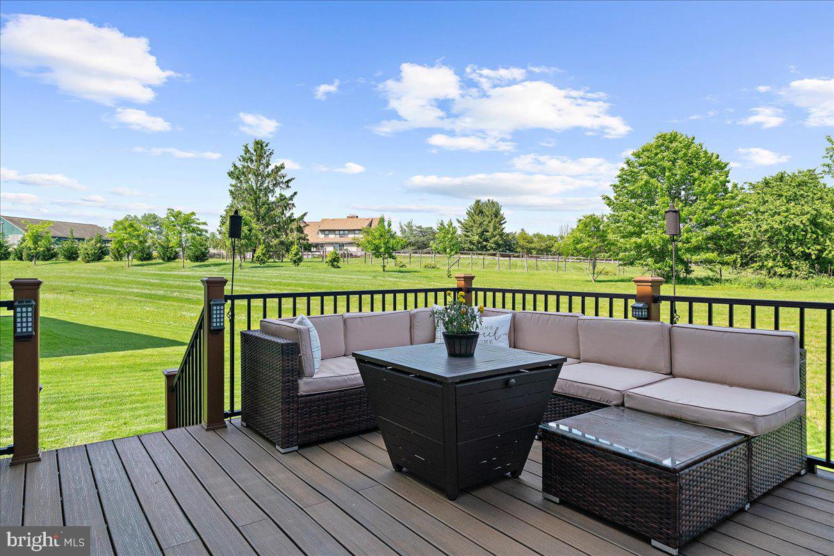 108 WORTHINGTON DRIVE