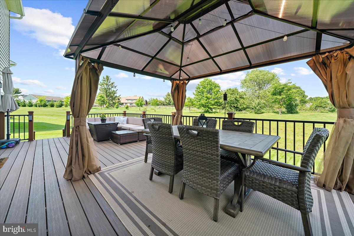 108 WORTHINGTON DRIVE