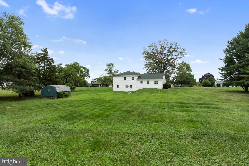 1071 LARSON ROAD