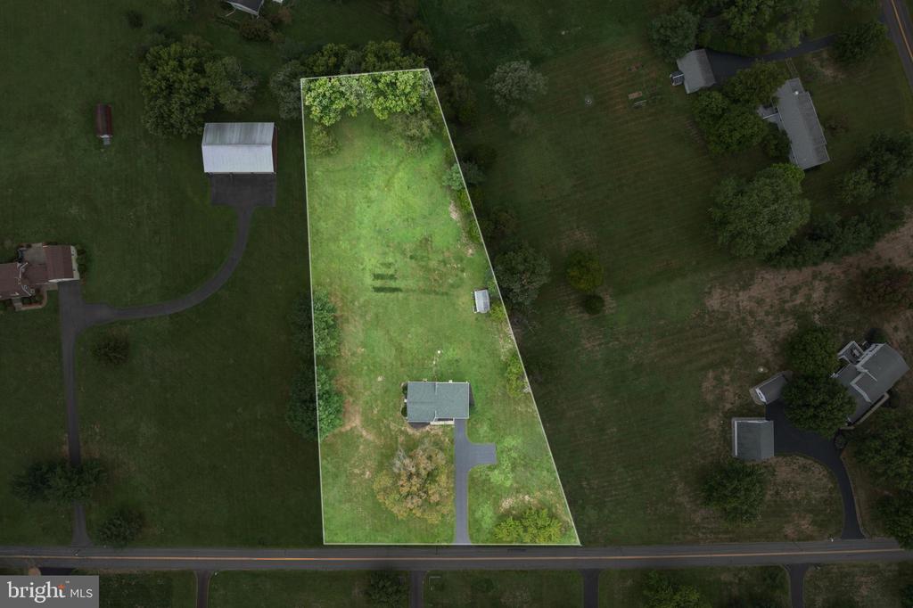 1071 LARSON ROAD