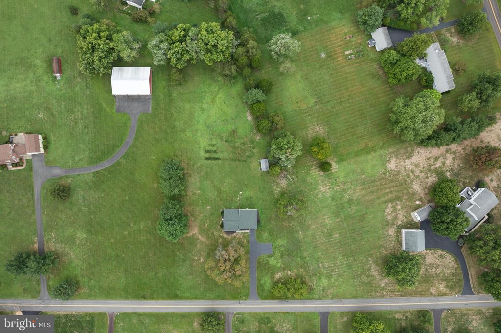 1071 LARSON ROAD
