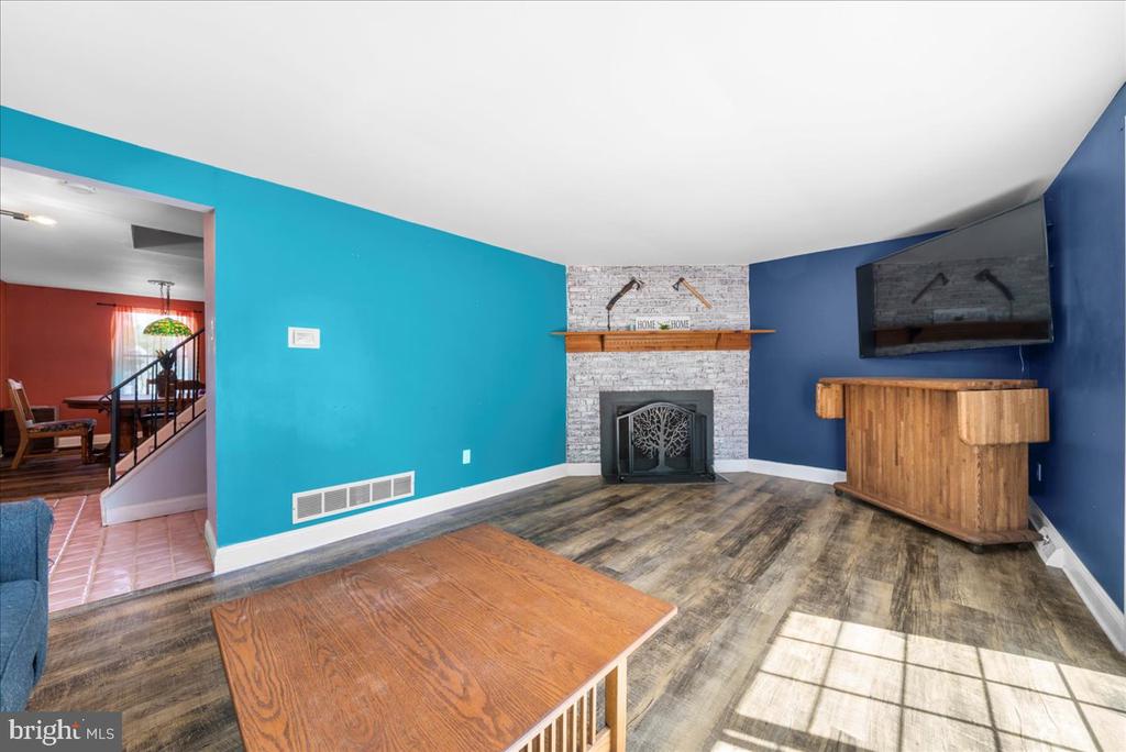 107 DEERPATH DRIVE