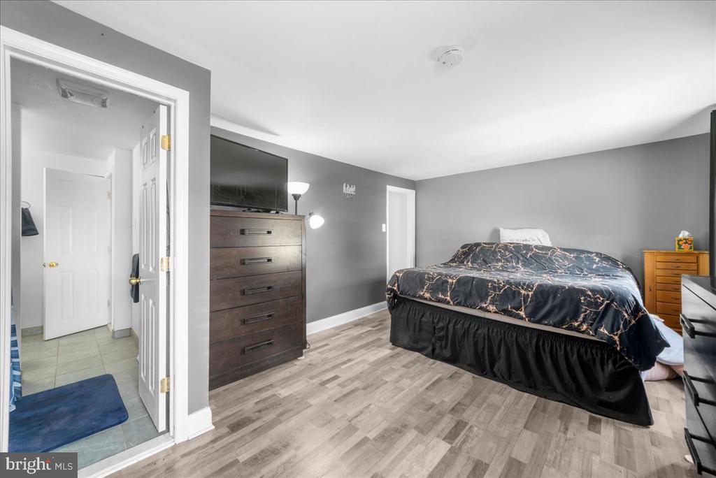 107 DEERPATH DRIVE