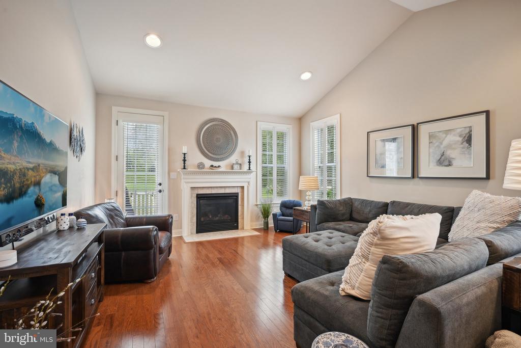 26 IRON HILL WAY
