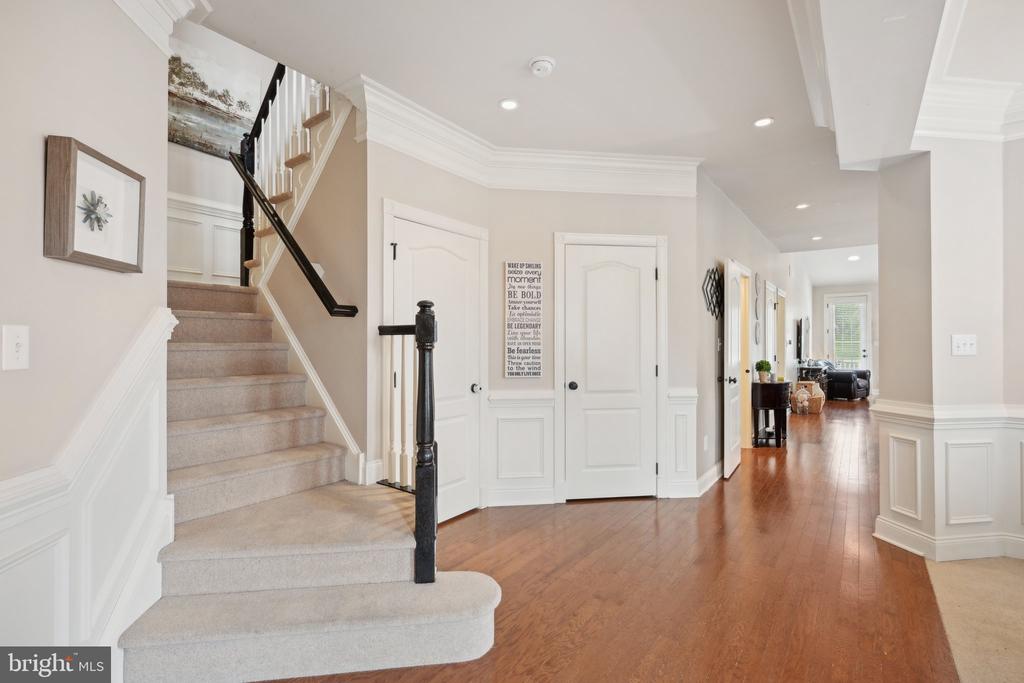 26 IRON HILL WAY