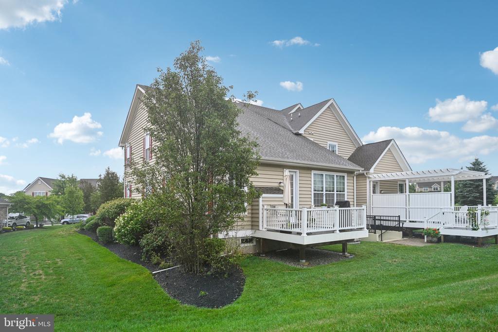 26 IRON HILL WAY