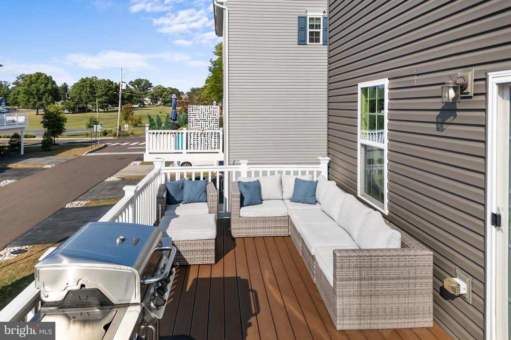 254 MADISON LANE