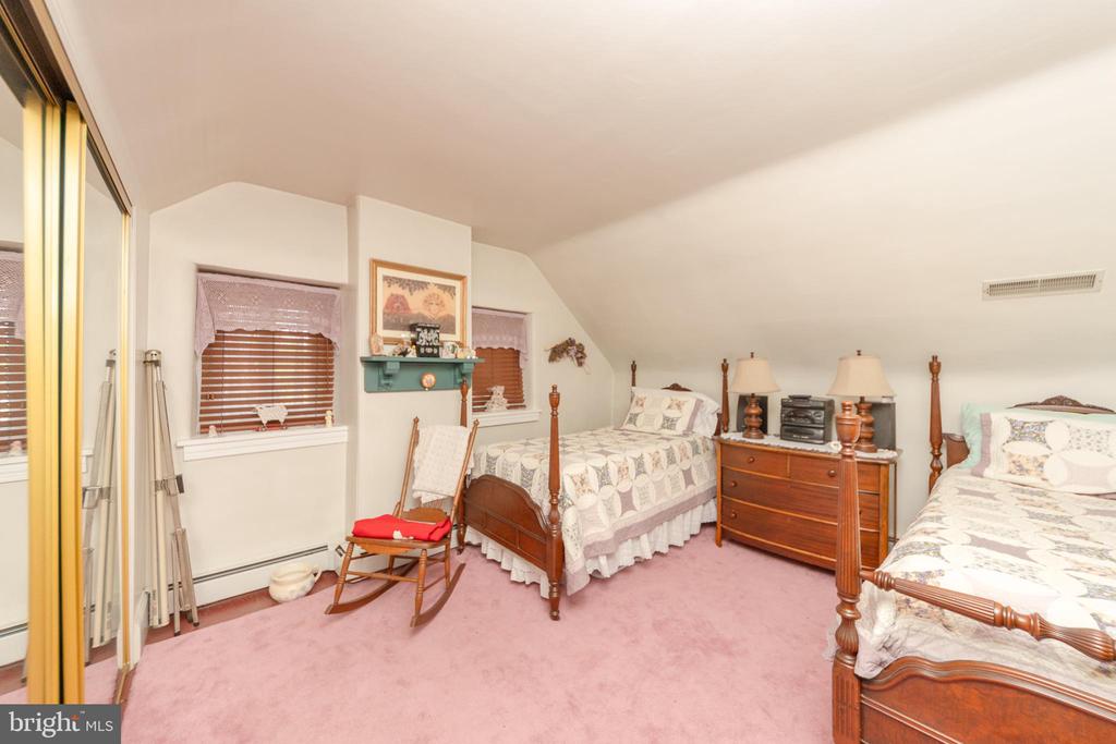 3507 ARCOLA ROAD