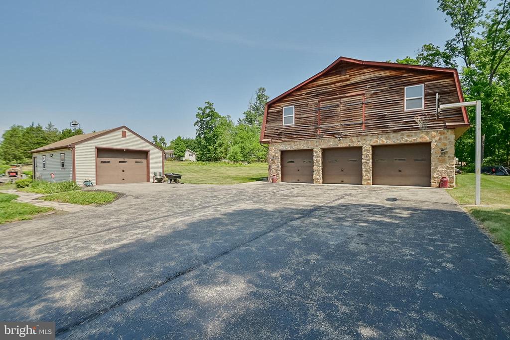 3507 ARCOLA ROAD