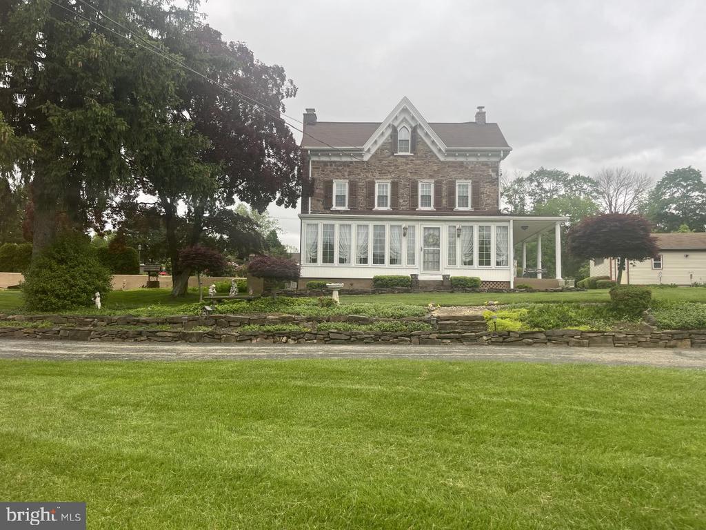 3507 ARCOLA ROAD