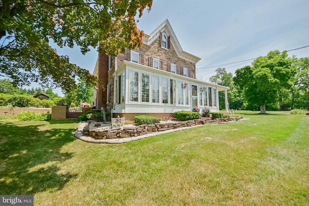 3507 ARCOLA ROAD
