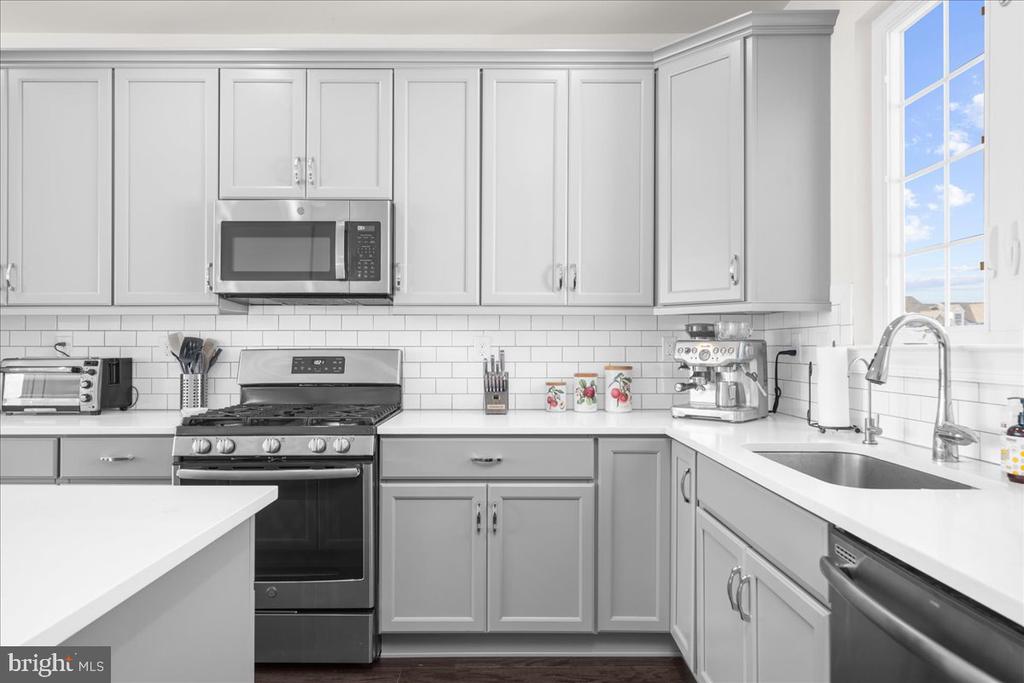 205 CADENCE COURT