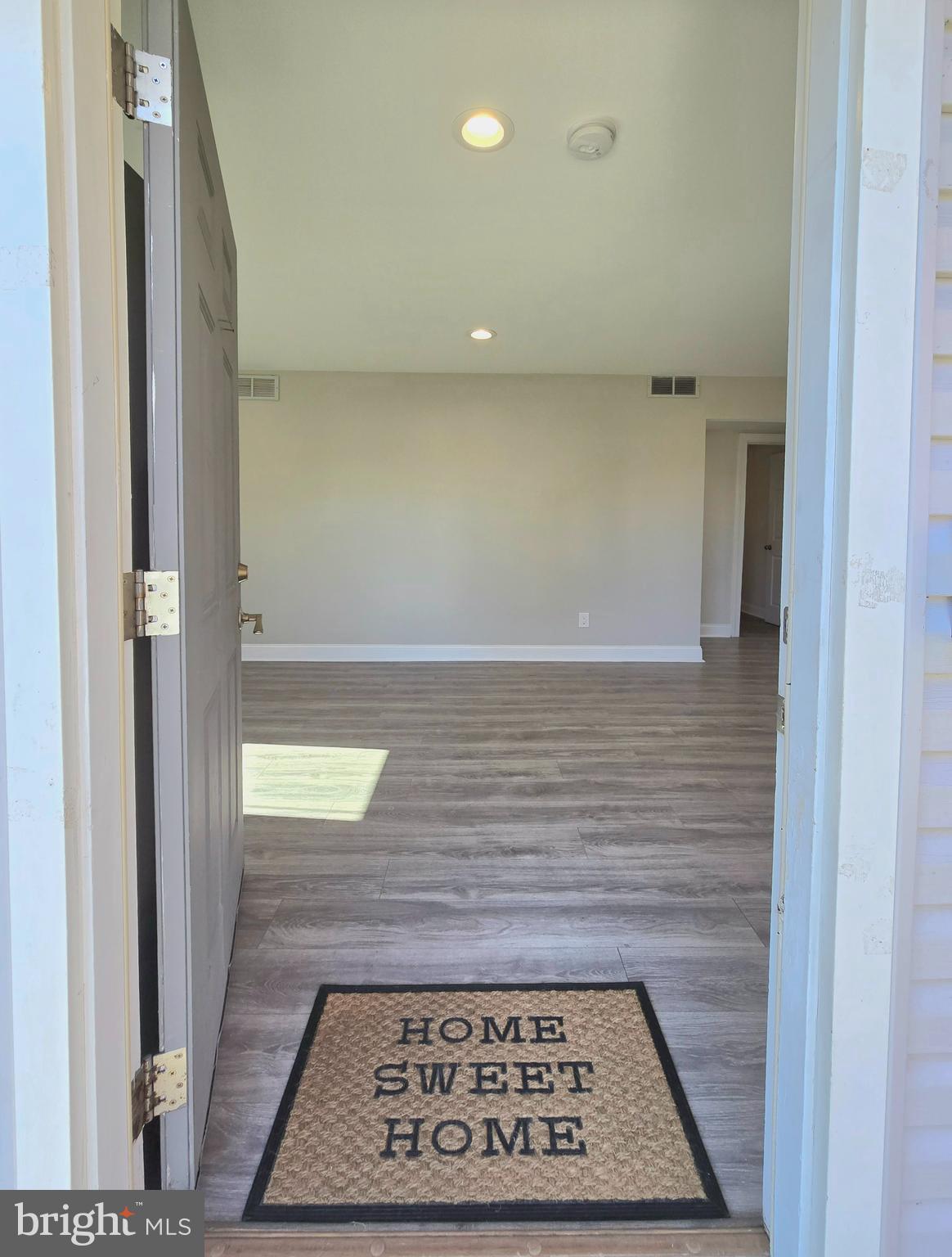 2625 FERNWOOD AVENUE