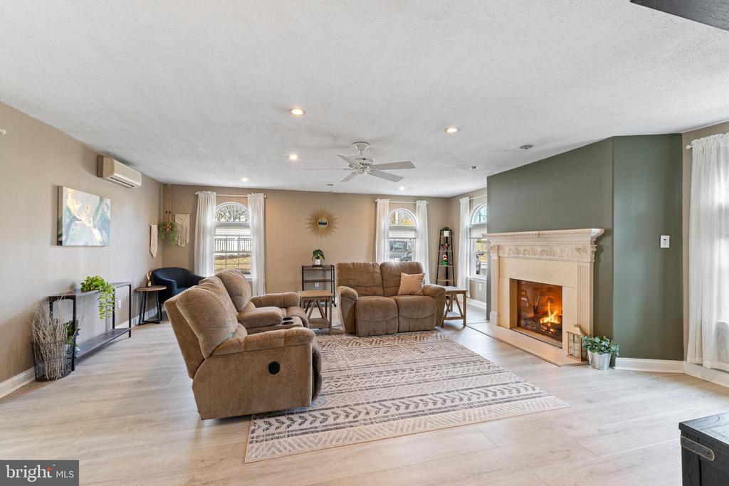 1500 LIBERTY BELL DRIVE