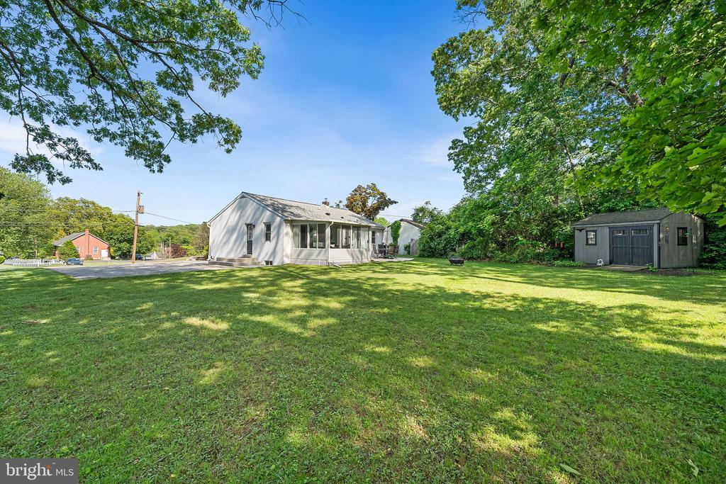 17 PERKIOMEN AVENUE