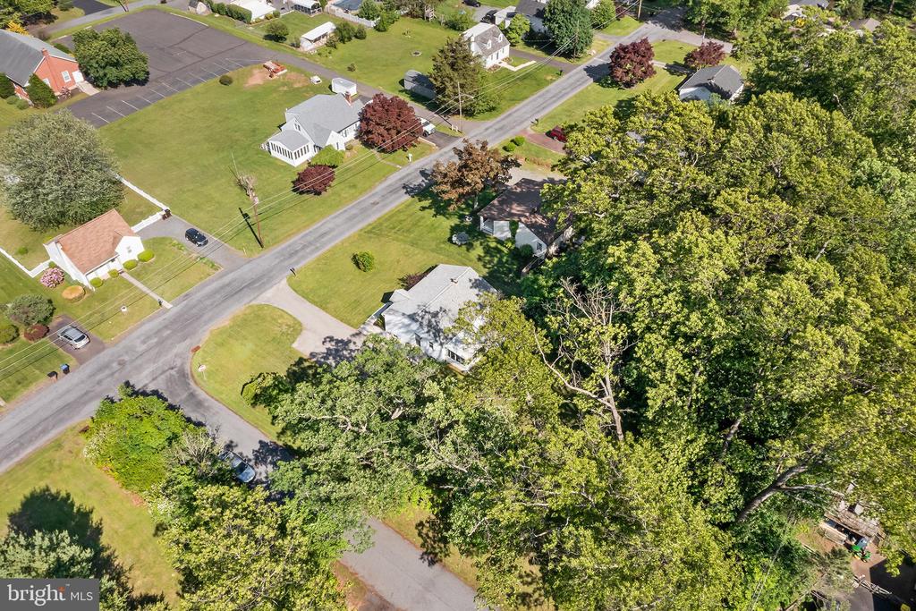 17 PERKIOMEN AVENUE