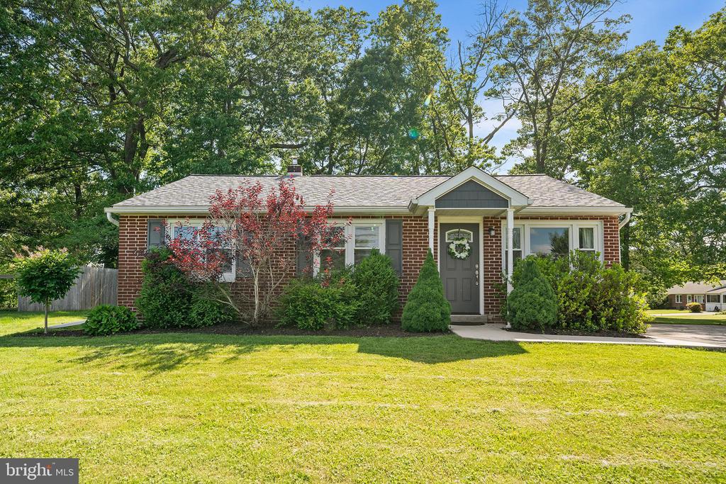 17 PERKIOMEN AVENUE